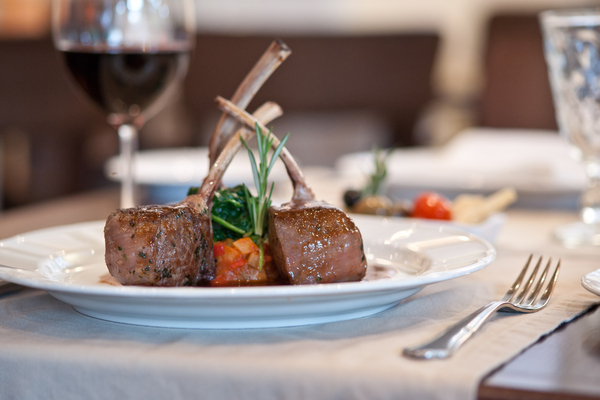 Royal Caribbean International Jewel of the Seas Accommodation Interior Giovannis Table.jpg